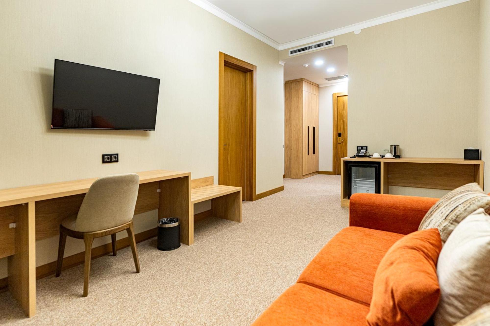 Mardan Hotel Szymkent Zewnętrze zdjęcie