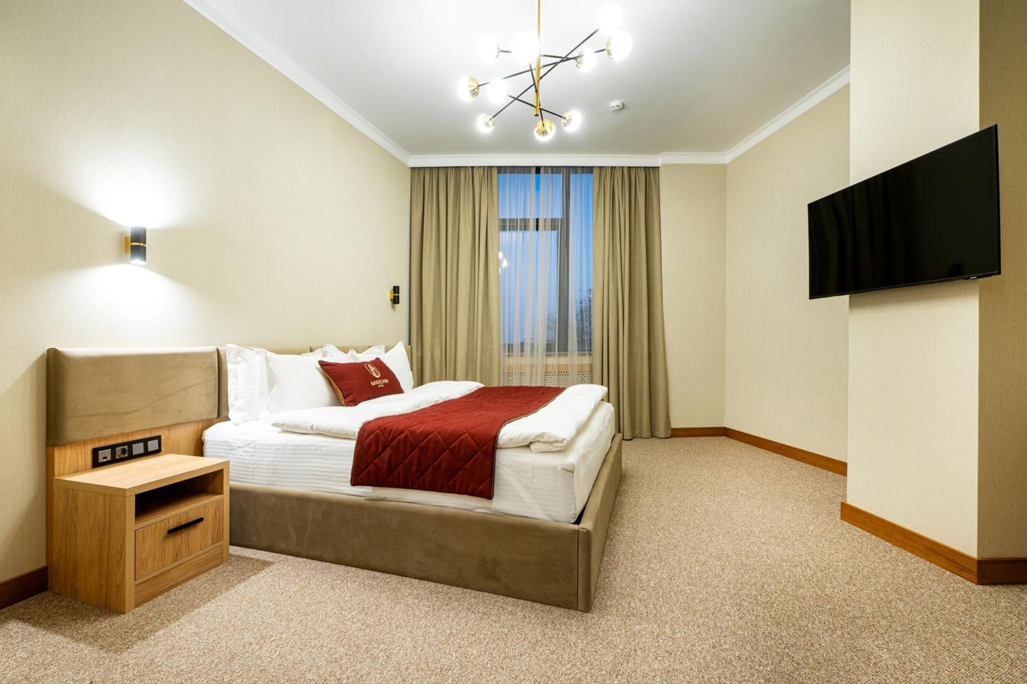 Mardan Hotel Szymkent Zewnętrze zdjęcie